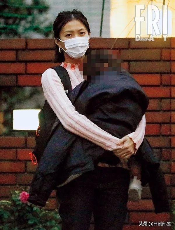 荣仓奈奈宣布怀二胎,与贺来贤人被赞日本荧幕理想夫妻