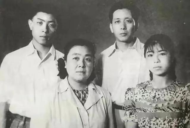 她的爱情何其彪悍:三人行后念念不忘,44年姐弟恋临终前主动索吻