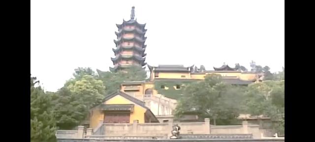 《新白娘子传奇》第39集：仕林雷峰塔前思亲，媚娘遭妒陷困境