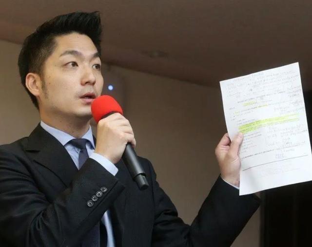 蒋万安:蒋经国之孙,国民党新贵,曾因支持蔡英文被骂不肖子孙
