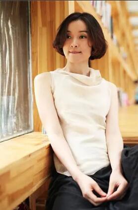 《扫黑风暴》主演吴越:在爱情中受过伤害,49岁仍未婚