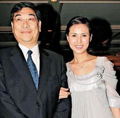 至今未婚的8位大龄女星,各有各的苦衷,最大55岁,最小38岁