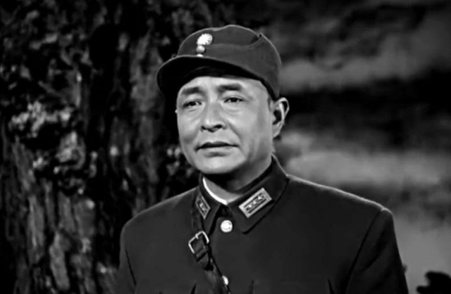 周文彬:正反派角色信手拈来,一辈子未婚,晚年开粥铺,74岁去世