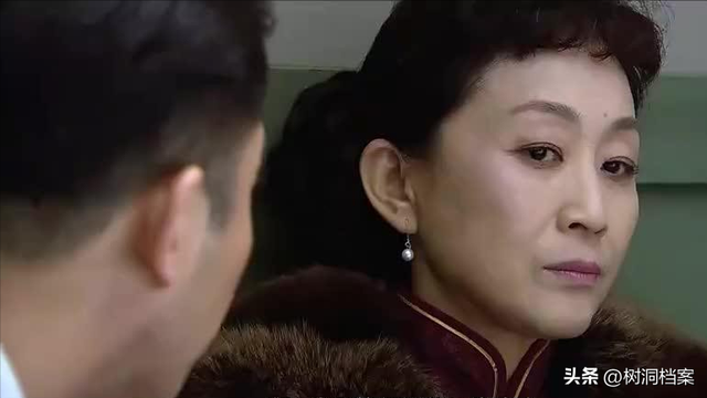 重温《渗透》:才懂为何许忠义明知于秀凝是敌人,却还选择对她好