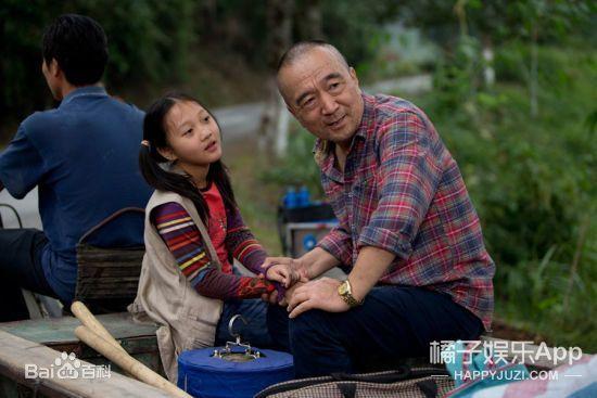 还记得《甄嬛传》里的胧月公主吗？她16岁了长这样