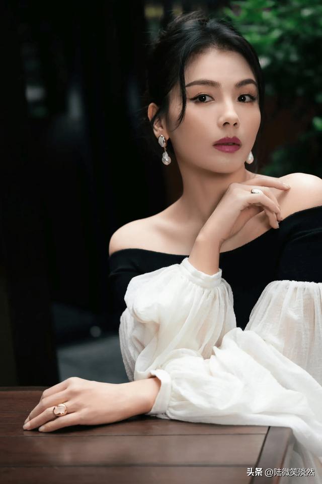 演员刘涛,最美图片12张,你喜欢哪张呢?
