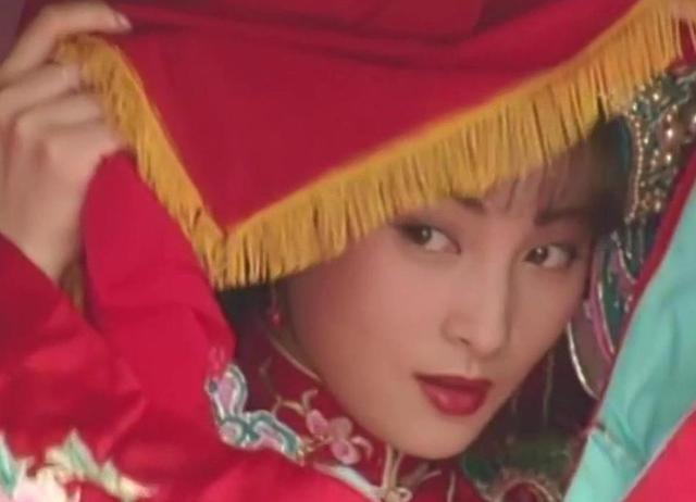 “梨花美人”蒋勤勤的不和谐婚姻：陈建斌的爱，太“肤浅”了