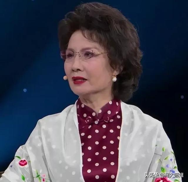 德艺双馨，雍容典雅的虎美玲…