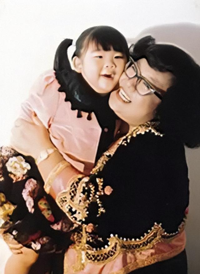 “肥姐”沈殿霞的苦情史,和她背后的大佬