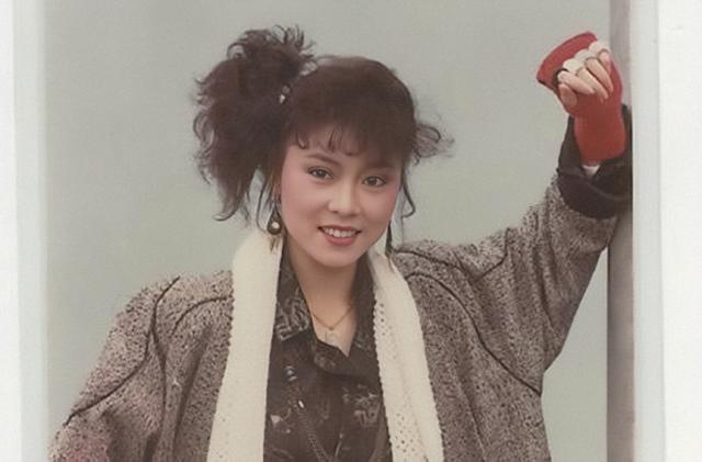 “肥姐”沈殿霞的苦情史,和她背后的大佬