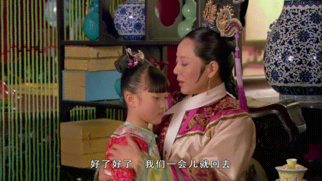 还记得《甄嬛传》里的胧月公主吗？她16岁了长这样