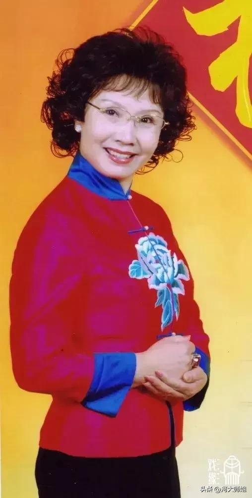 德艺双馨，雍容典雅的虎美玲…