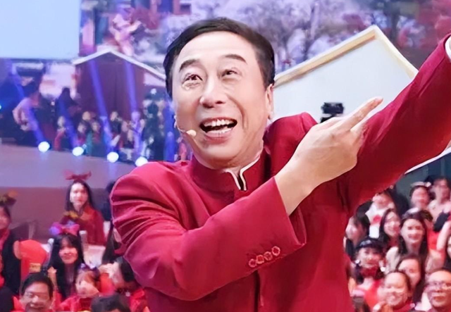冯巩的曾祖父是大总统冯国璋,那你知道他母亲的家世有多牛吗?