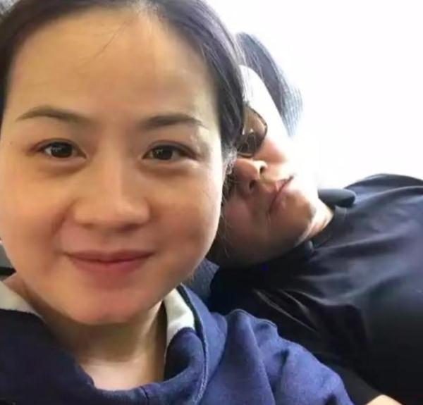 岳云鹏2个女儿正面照曝光,7岁大女儿简直和岳云鹏复制粘贴