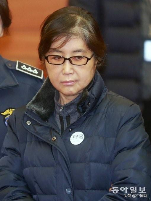 崔顺实干政案尘埃落定!获刑18年 罚款1.2亿人民币
