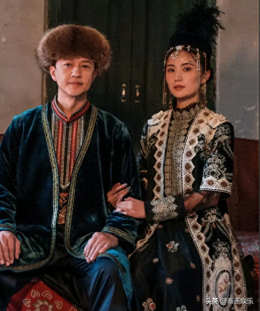 李亚鹏老婆重回T台,海哈金喜抱2岁女儿走秀,身材高挑又美又飒