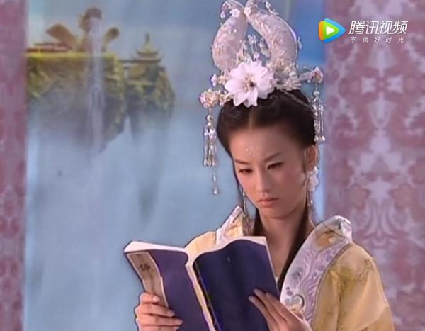 天仙配8位仙女的冰雪冠PK：大姐兔耳朵，三姐老虎钳，六妹山羊角