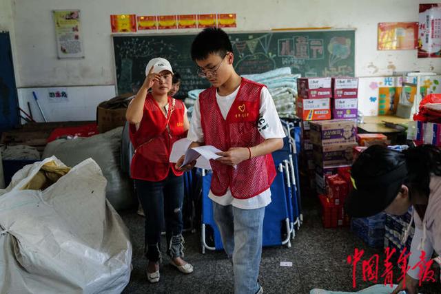 江西九江：灾后临时安置点里的生活
