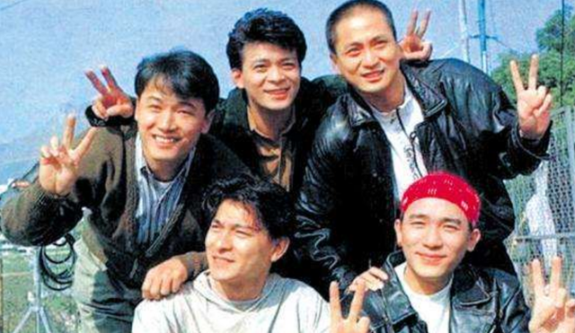 周星驰与梁朝伟:年少时的知己到从未合作,46年情谊真的变了吗?