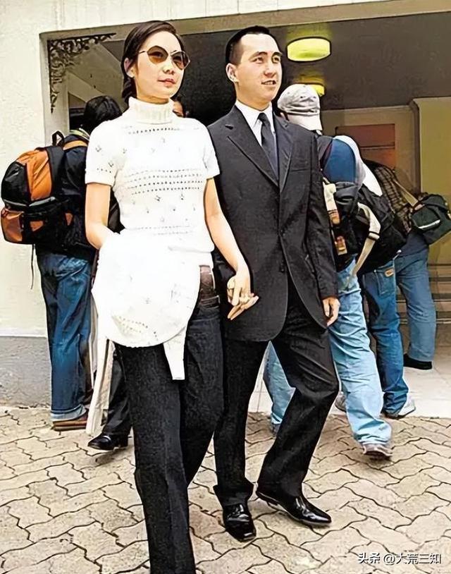 最好命的豪门原配,结婚24年丈夫从无绯闻,身价百亿至今只生一女