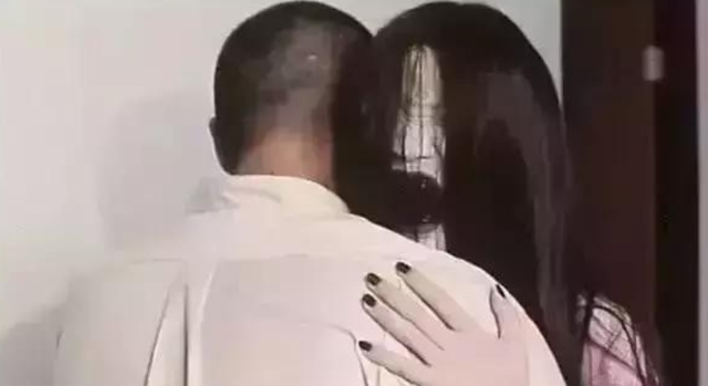 还记得《山村老尸》中楚人美吗？原来她不仅是火影，还是“死神”