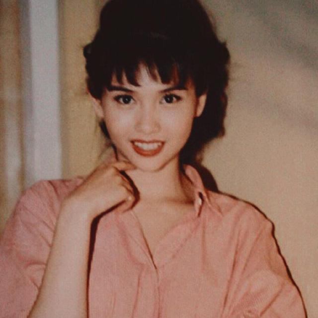 “三级片女王”邱淑贞:16岁出道,23岁“一脱成名”,31岁退圈