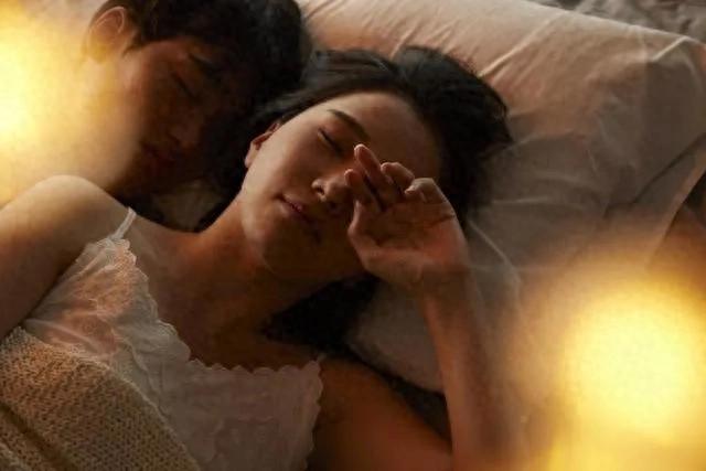 凤凰村里的风流事(3)黄英和少龙的新婚生活
