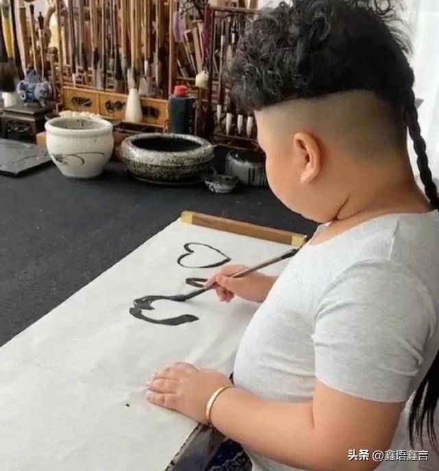 郭德纲宣布郭麒麟为继承人!为啥不选小儿子?是假戏还是真做?