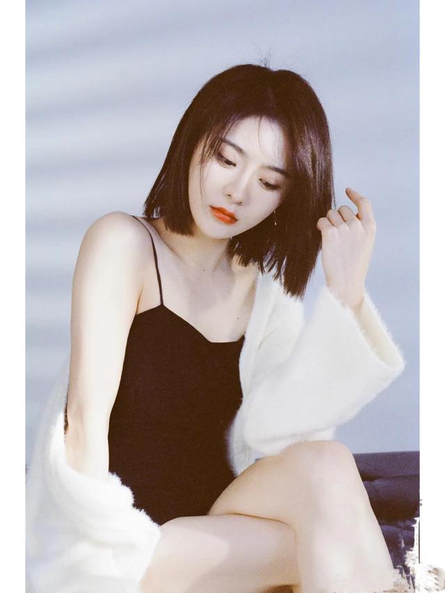 莫寒：从SNH48到浪彩少女，一个90后女孩的偶像进化史