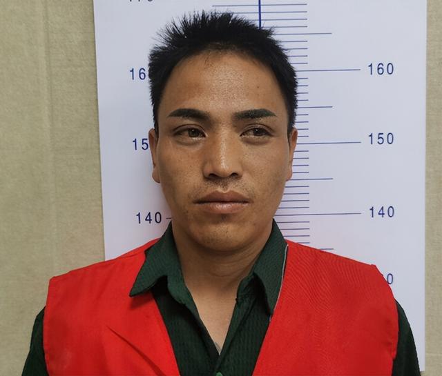 云南5名网红被抓!警方征集违法犯罪线索
