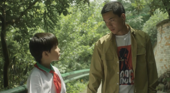 微电影｜两个少年，一场公路冒险，共同织就一场青春之梦