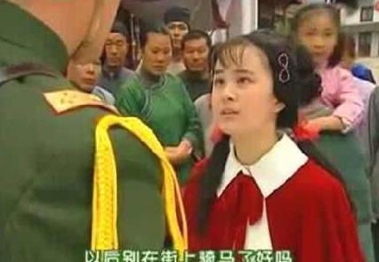 文佩不明白，为何司令最爱心萍，但李副官早就明白