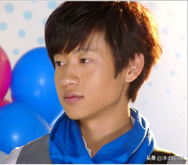 魏晨:07年快男季军,杨紫为他疯狂投票,娶大学同学,现已当爸