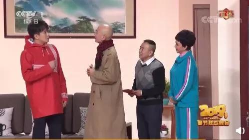 春晚现场上演新版“葛优躺”,还有这些彩蛋你发现了吗