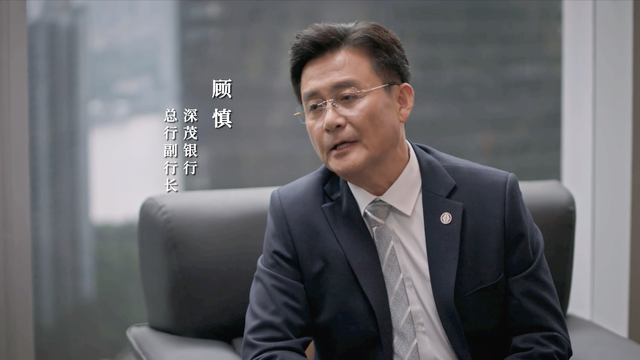 《城中之城》:剧情夸张,赵辉权力太大,总行纪委的办案水平堪忧