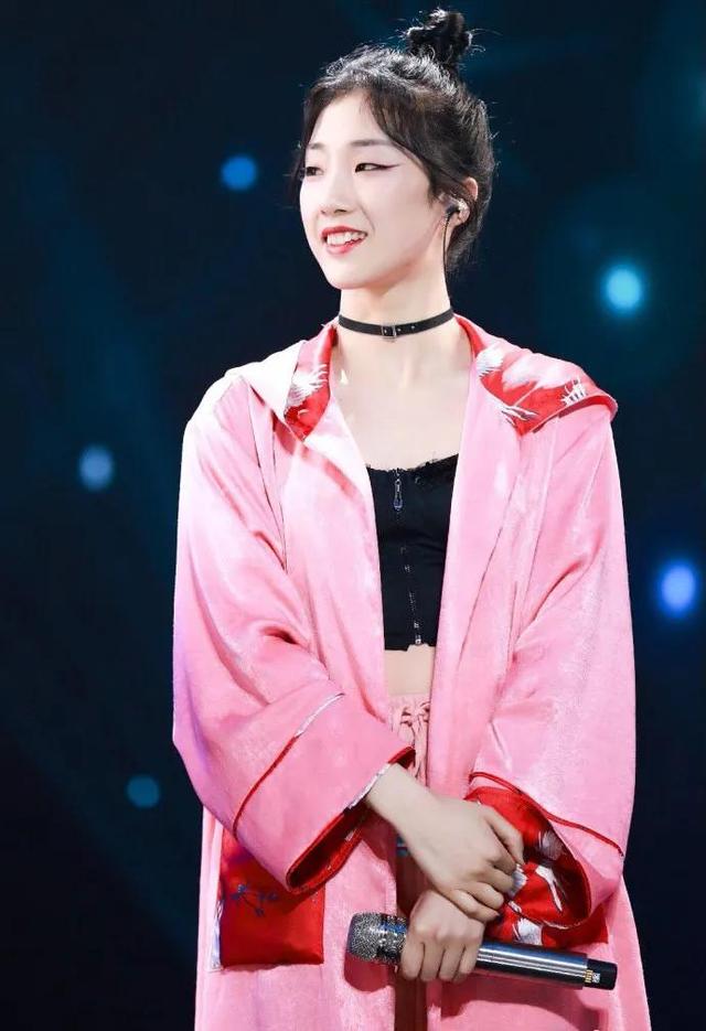 仙女头像：（一）绝对是火箭少女11人的最美最飒的头像