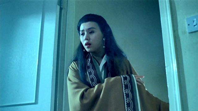 经典香港大尺度“三级片”《花街柳巷》,内容引起深思。值得一看