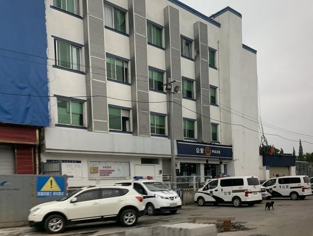 成都一男子涉毒被刑拘次日死亡,看守所:系病亡,已配合施救