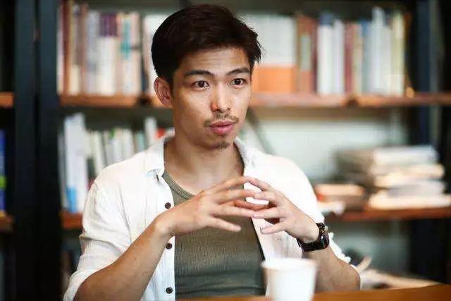 章宇：明明长相一般却被网友称为性感影帝，他的性感从何而来？