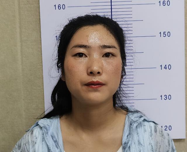 云南5名网红被抓!警方征集违法犯罪线索