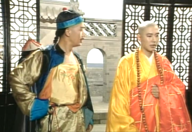 真假乾隆对簿公堂，刘墉一眼就分辨出来，和珅再也兜不住了