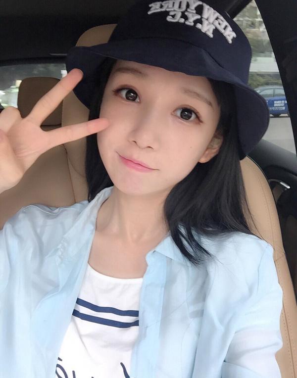 成都大妞范「70」——成都美少女左左长相甜美 娃娃脸倍显清纯