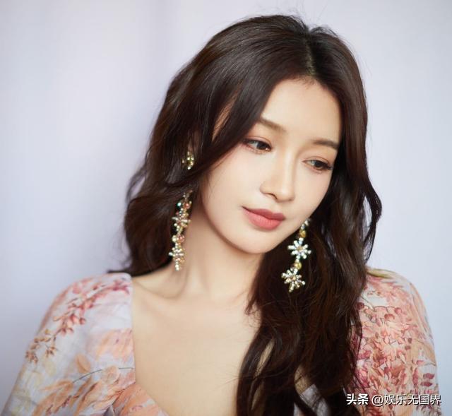 国内娱乐圈8位90后女明星，你们都认识吗
