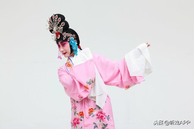 三分钟了解花旦与青衣的五不同，中国传统戏曲奥妙真多啊!