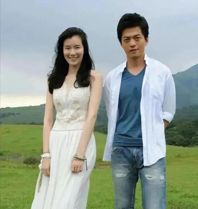 李健46岁妻子竟是清华博士!不买房不生孩子,如今俩人怎样了?