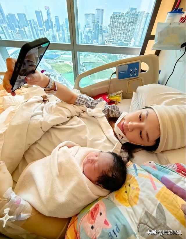 34岁张大奕官宣生子！住20w产房，产后气色超好，香港身份引热议