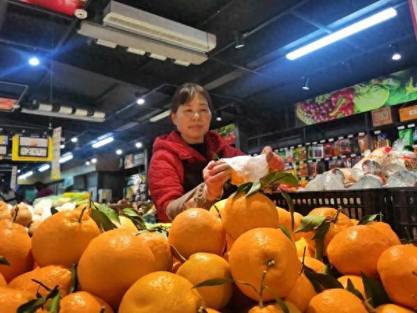 替夫还债20年：钱虽然已经还完了，但人情还远远未还完