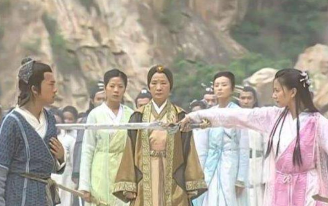 《倚天屠龙记》中，张无忌为什么选择了赵敏？