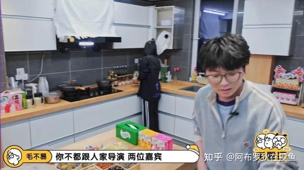 脱口秀演员李雪琴纪实