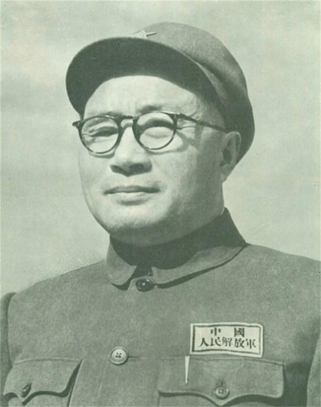 1986年刘伯承病逝，邓小平看到治丧委员会名单后，顿时脸色大变